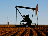 pumping unit in field